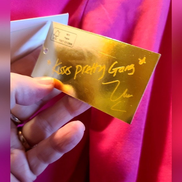 Nicki Minaj RARE pink long sleeve spiked shoulder pad top NWT - Picture 6 of 9